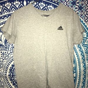 Simple v-neck adidas t-shirt